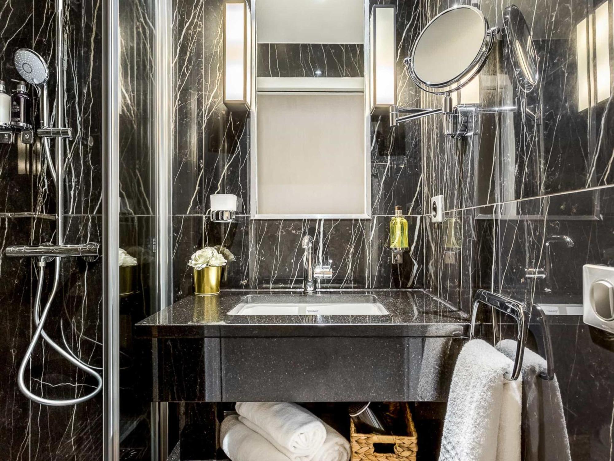 Merveil - Luxury Suite - Louvre - Rambuteau Parijs Buitenkant foto
